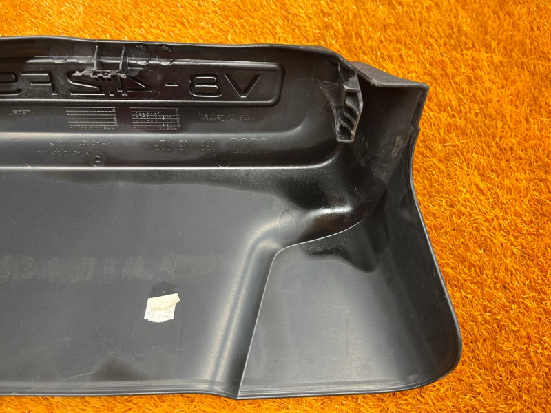 крышка двигателя, 1000 рублей, Красноярск