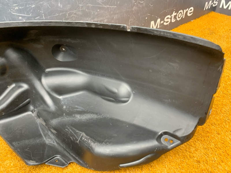 подкрылок, 1000 рублей, Красноярск