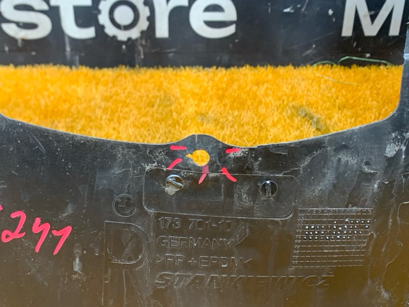 подкрылок, 4500 рублей, Красноярск