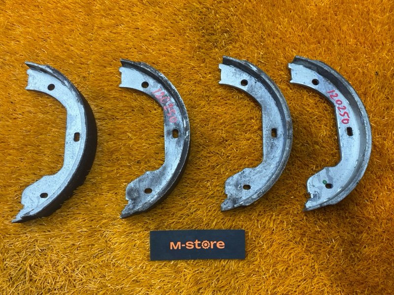 Колодки ручника, 900 рублей, Красноярск