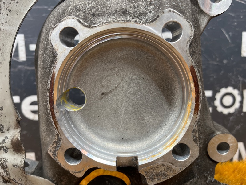 кулак поворотный, 1500 рублей, Красноярск