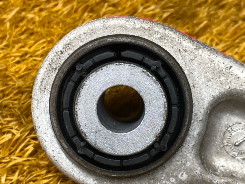 Рычаг подвески верхний, 1000 рублей, Красноярск