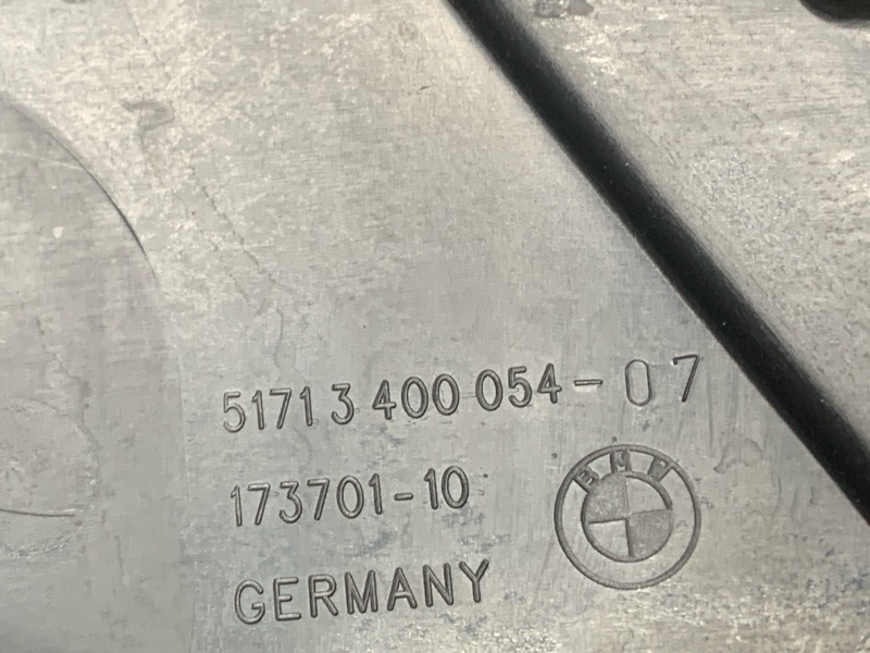 подкрылок, 2500 рублей, Красноярск