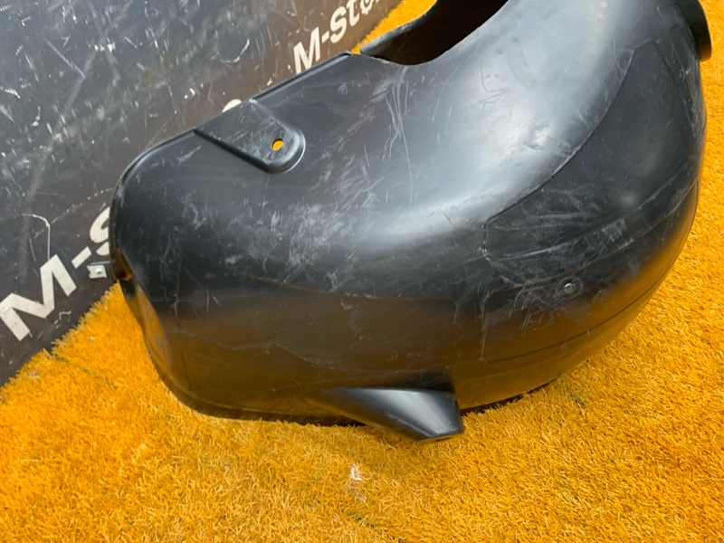 подкрылок, 300 рублей, Красноярск