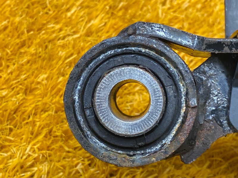 Рычаг подвески верхний, 1000 рублей, Красноярск