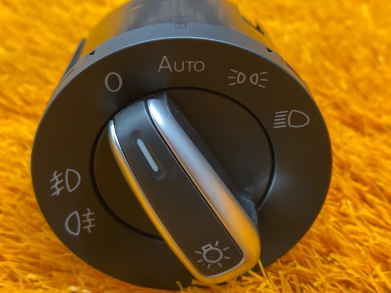 Переключатель света фар, 2000 рублей, Красноярск