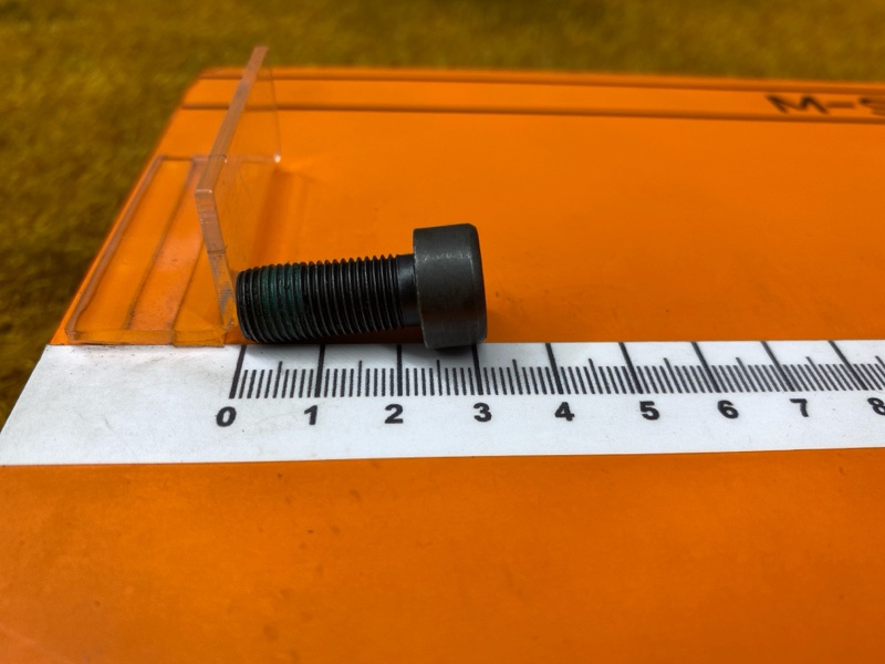 болт гидротрансформатора, 800 рублей, Красноярск