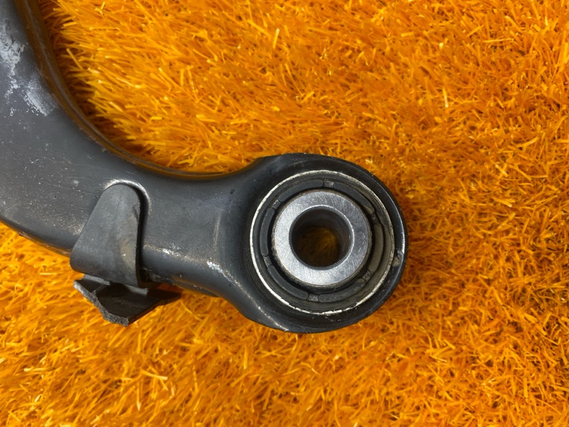 Рычаг подвески верхний, 1000 рублей, Красноярск