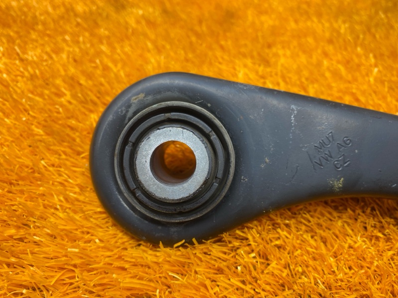 Рычаг подвески нижний, 1000 рублей, Красноярск