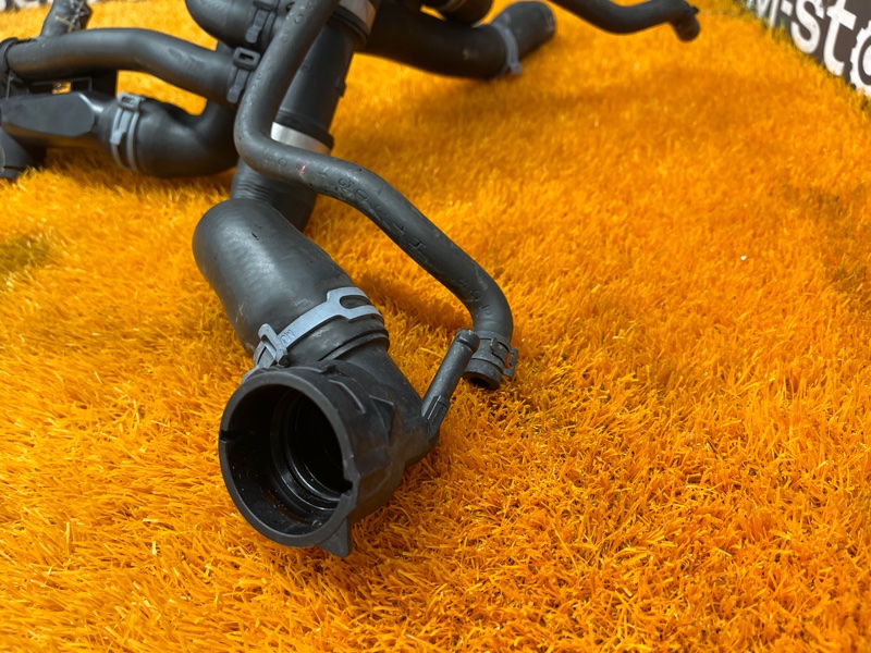 Патрубок системы охлаждения, 3000 рублей, Красноярск