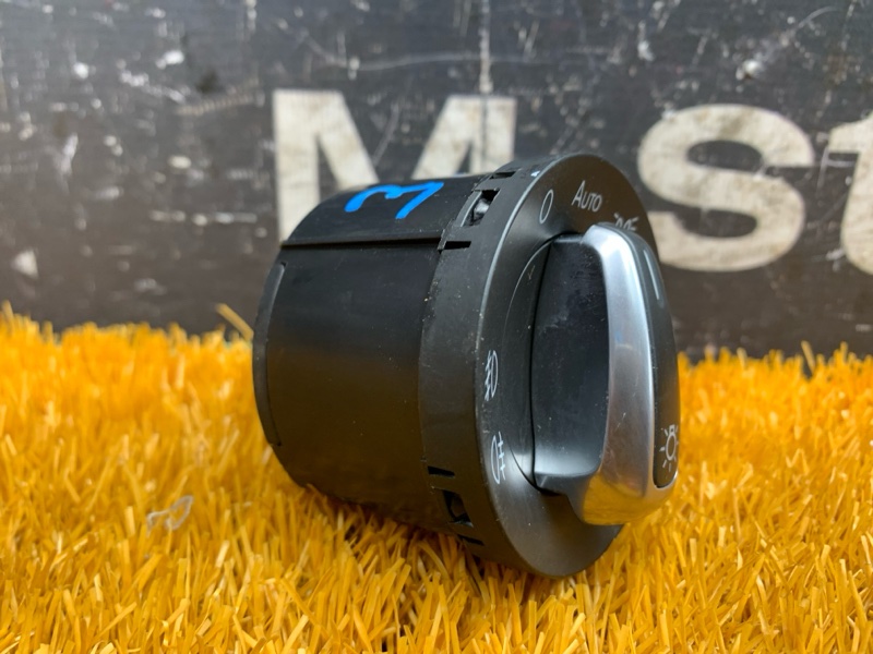 Переключатель света фар, 2000 рублей, Красноярск