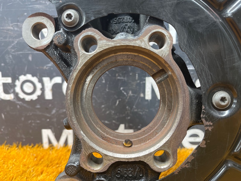 кулак поворотный, 1200 рублей, Красноярск