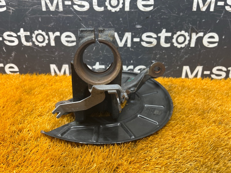 кулак поворотный, 1200 рублей, Красноярск