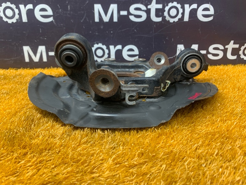 кулак поворотный, 2000 рублей, Красноярск