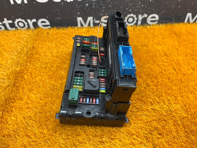 блок предохранителей, 2000 рублей, Красноярск