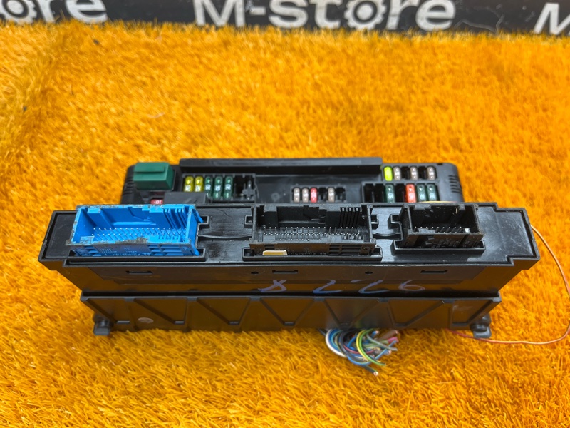 блок предохранителей, 2000 рублей, Красноярск