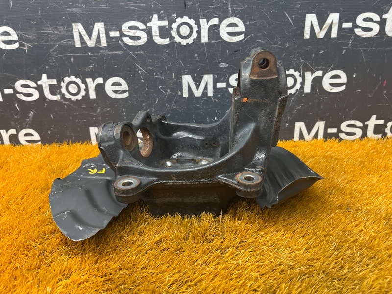 кулак поворотный, 2000 рублей, Красноярск