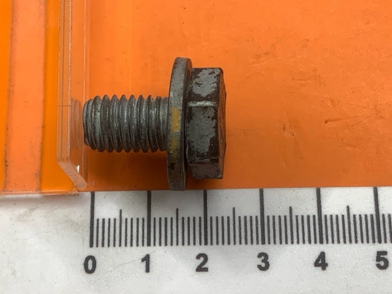 болт гидротрансформатора, 600 рублей, Красноярск