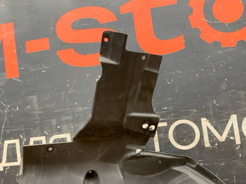 подкрылок, 600 рублей, Красноярск