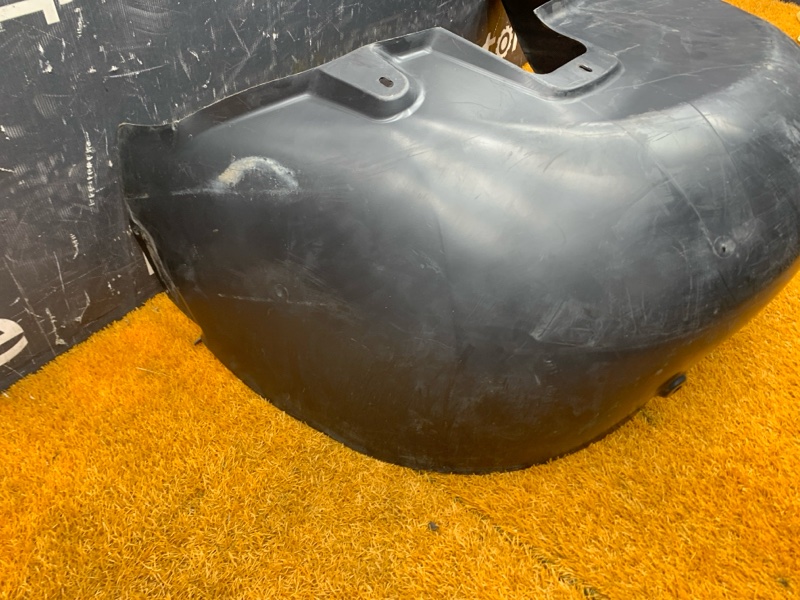 подкрылок, 1000 рублей, Красноярск