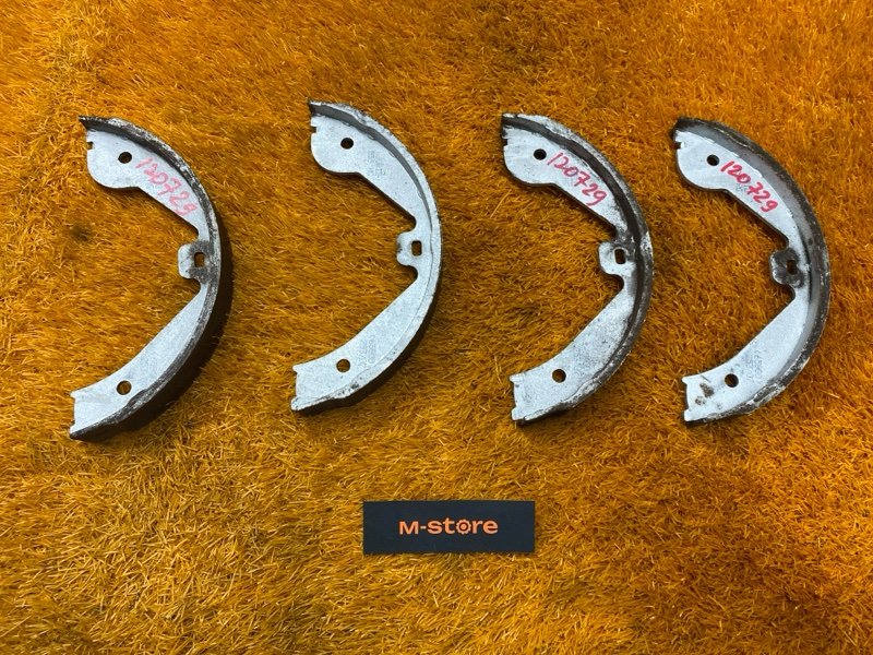 Колодки ручника, 900 рублей, Красноярск