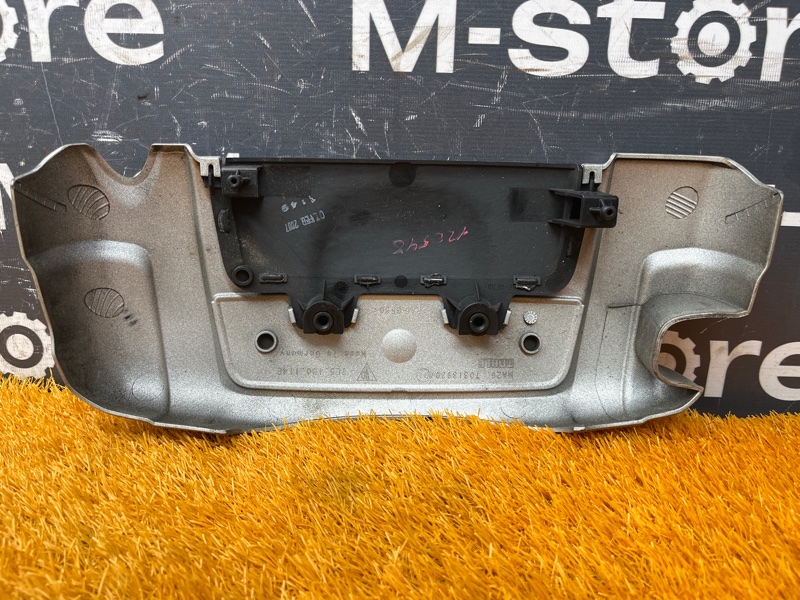 крышка двигателя, 1000 рублей, Красноярск