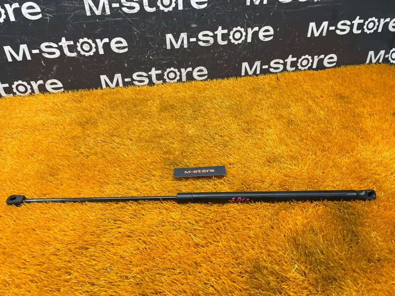 амортизатор капота, 800 рублей, Красноярск