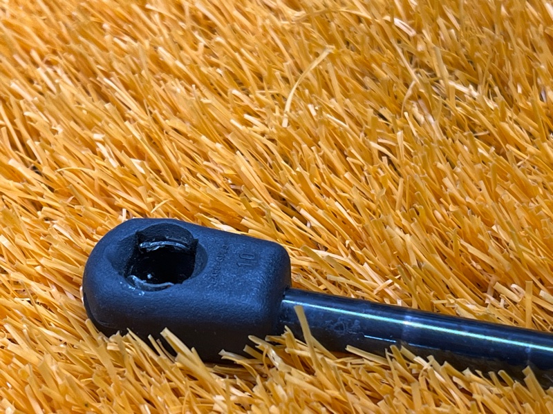 амортизатор капота, 800 рублей, Красноярск