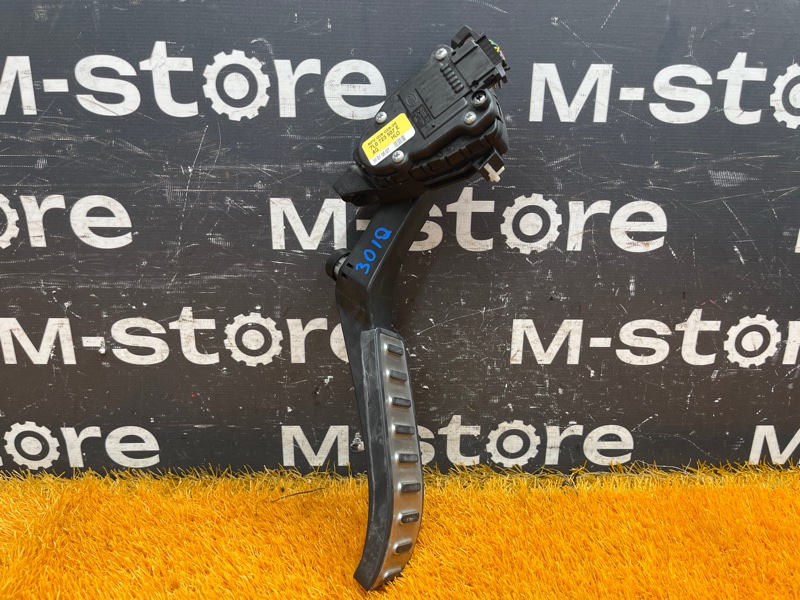 педаль газа, 500 рублей, Красноярск