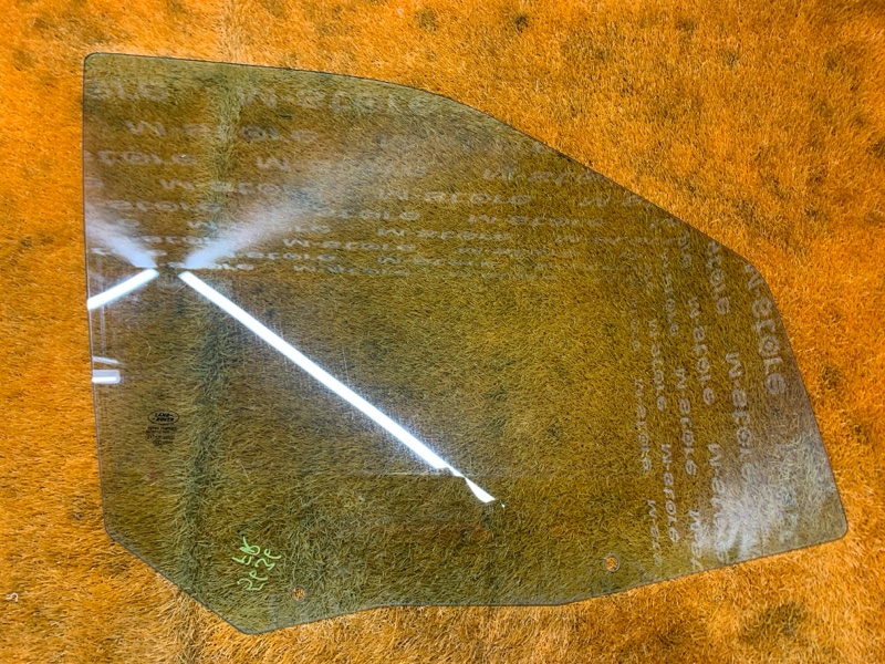 Стекло боковое, 1500 рублей, Красноярск