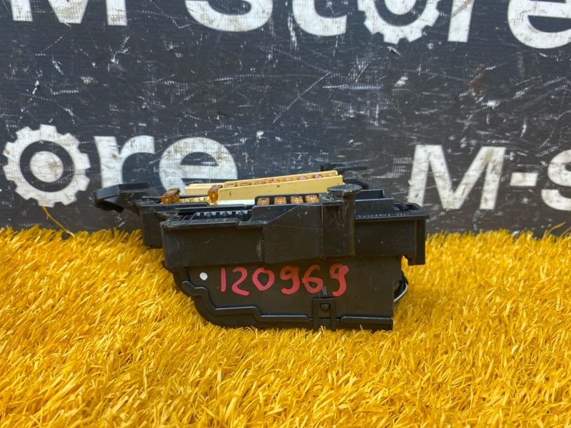 блок предохранителей, 300 рублей, Красноярск
