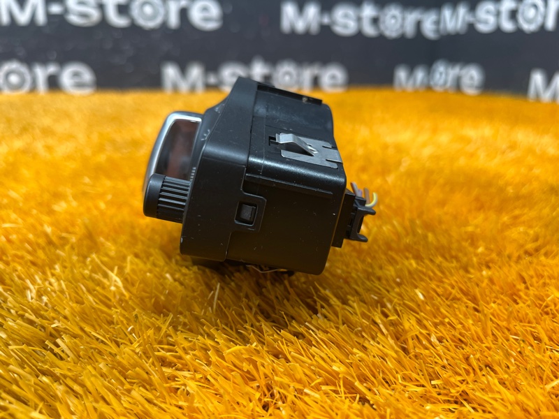 Переключатель света фар, 500 рублей, Красноярск