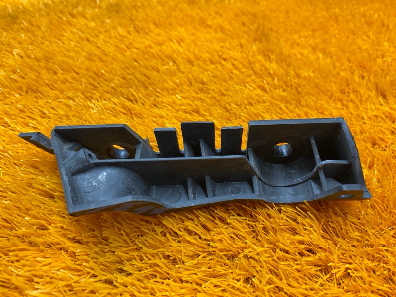 крепление бампера, 1000 рублей, Красноярск