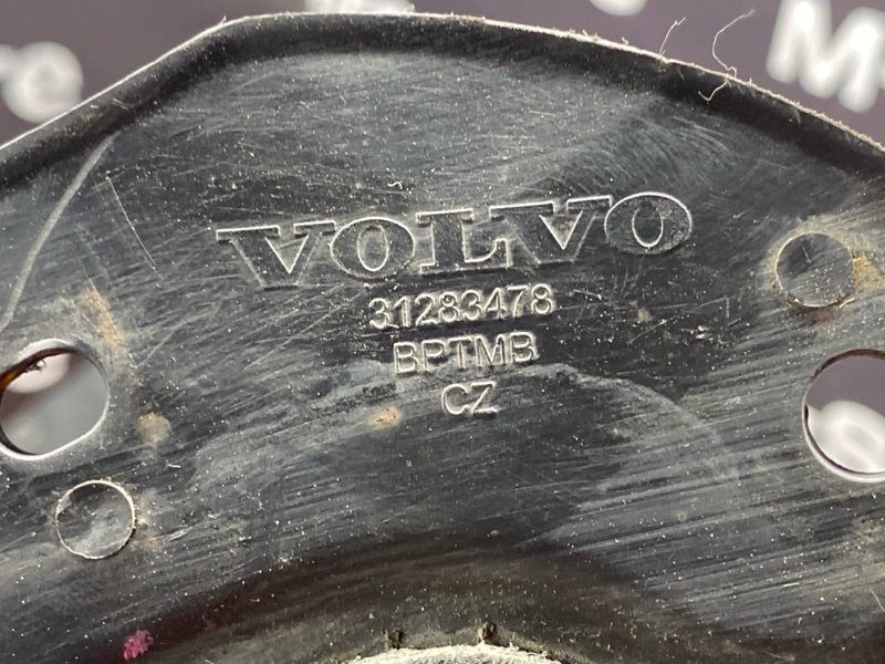 подкрылок, 1500 рублей, Красноярск