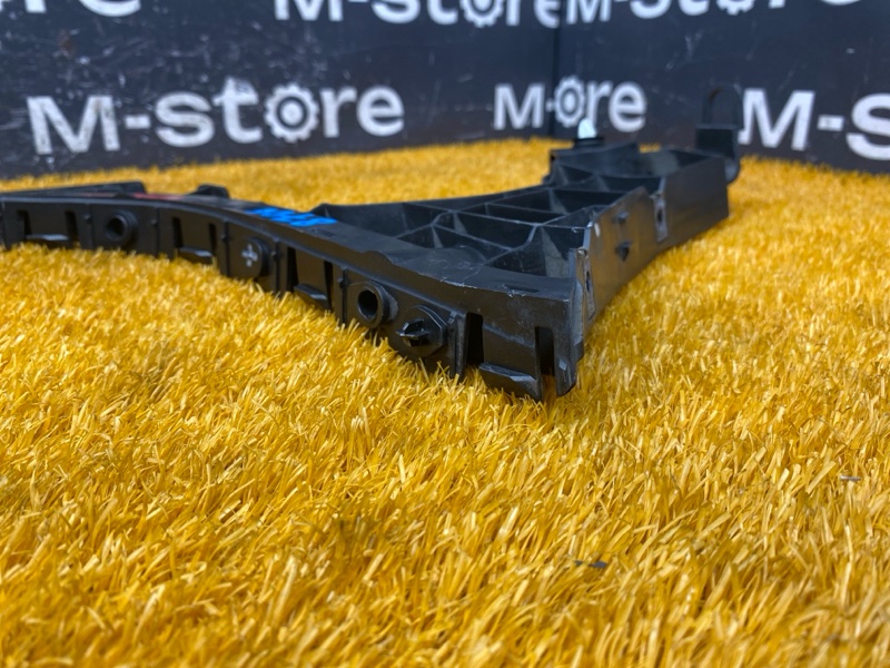 крепление бампера, 950 рублей, Красноярск