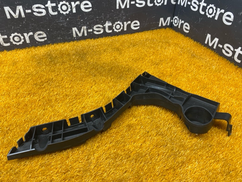 крепление бампера, 950 рублей, Красноярск