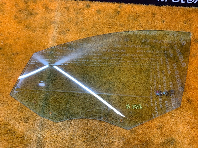 Стекло боковое, 1300 рублей, Красноярск