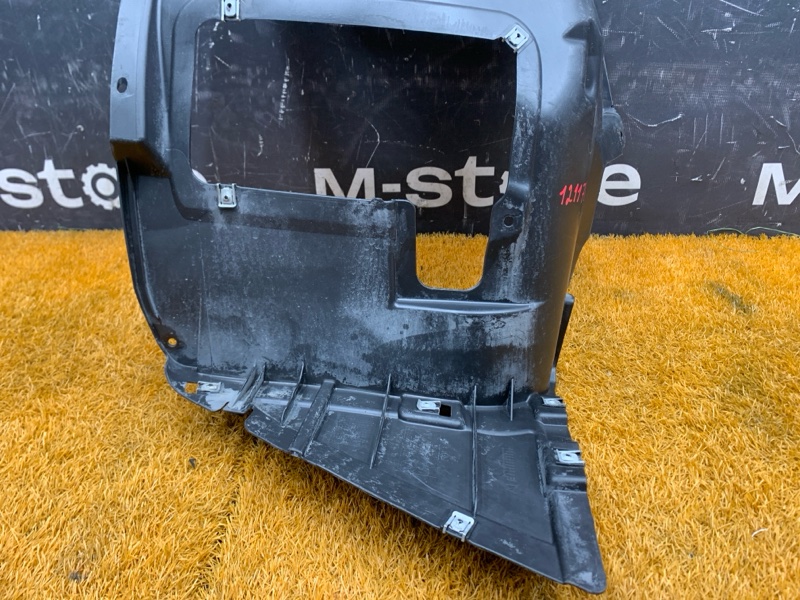 подкрылок, 7500 рублей, Красноярск