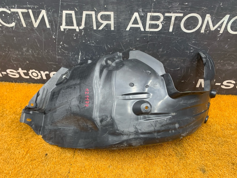 подкрылок, 2000 рублей, Красноярск