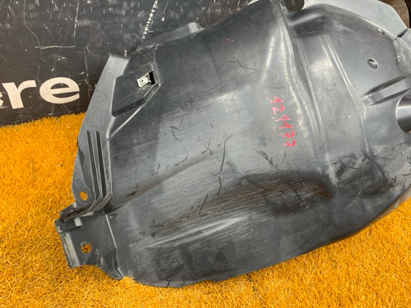 подкрылок, 2000 рублей, Красноярск