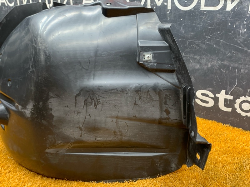 подкрылок, 2000 рублей, Красноярск