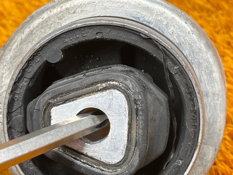 Рычаг подвески нижний, 2000 рублей, Красноярск