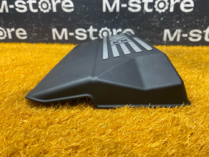 крышка двигателя, 1000 рублей, Красноярск