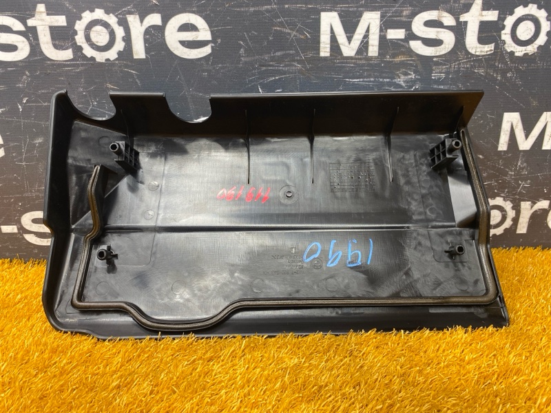 крышка двигателя, 1000 рублей, Красноярск