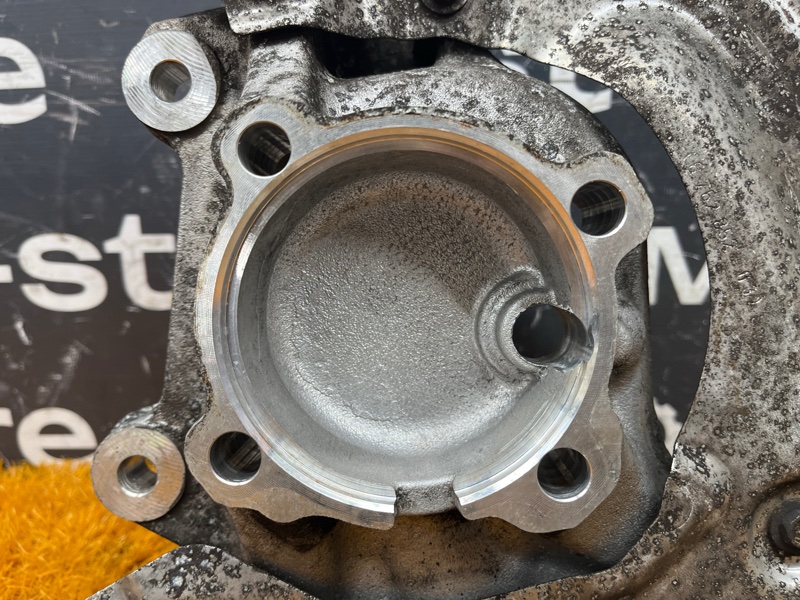 кулак поворотный, 500 рублей, Красноярск