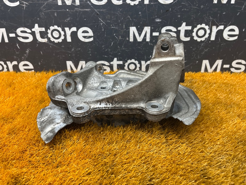 кулак поворотный, 500 рублей, Красноярск