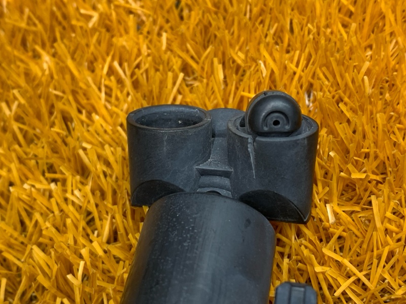 Форсунка омывателя фары, 1000 рублей, Красноярск