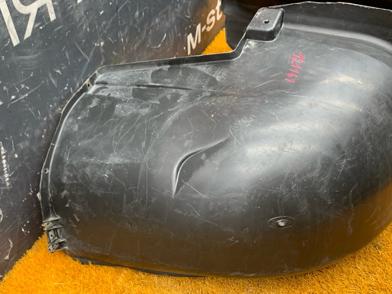 подкрылок, 1200 рублей, Красноярск