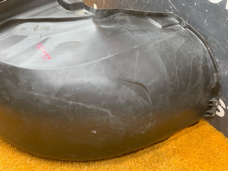 подкрылок, 1000 рублей, Красноярск