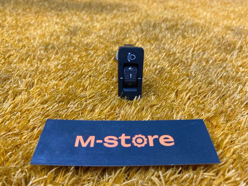 Кнопка корректора фар, 500 рублей, Красноярск